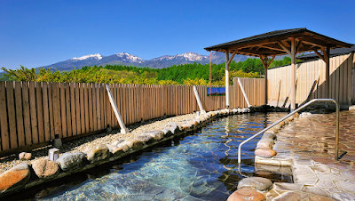 北八ヶ岳松原湖温泉 八峰の湯 - 長野県小海町の温泉