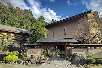 笛吹川温泉 坐忘